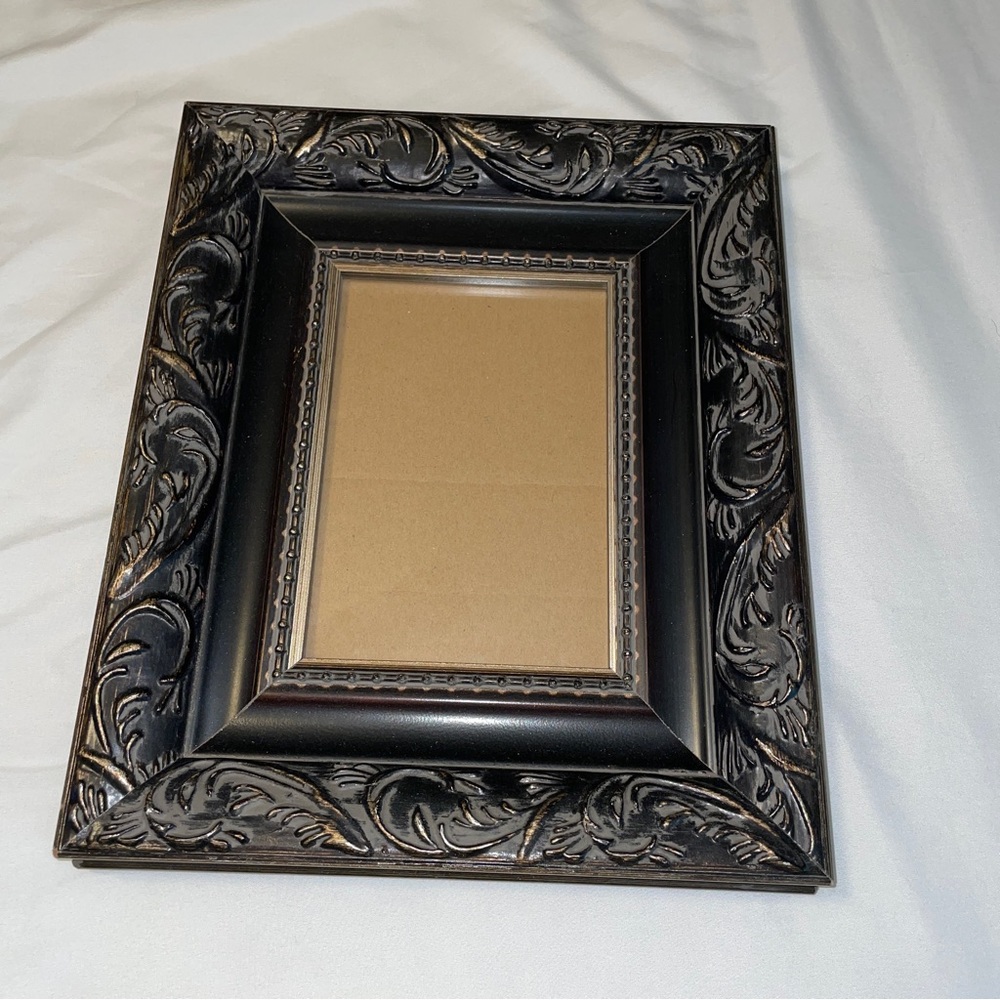 Picture Frame Tabletop for 5”x 7” Photo